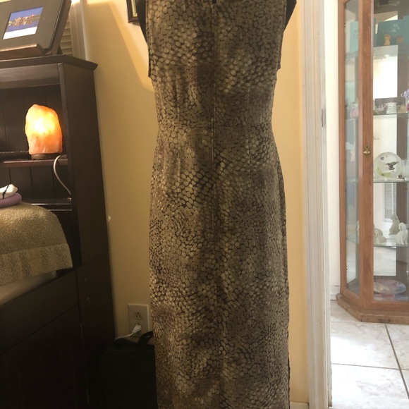 Nice and Versatile Maxi Dress - Picture 4 of 7